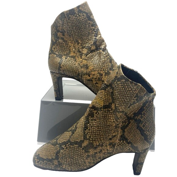Free People Snakeskin Print Ankle Boots Zip Heels Size 36 US 6 Mobwife - Picture 2 of 16